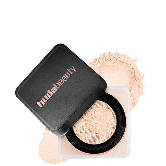 Huda beauty Pound cake Loose powder